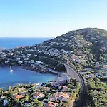 شقة La Belle Vue-charming Duplex With Sea View, 50 Meters From And Private Parking Saint-Raphaël