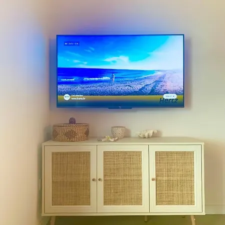 La Belle Vue-charming Duplex With Sea View, 50 Meters From And Private Parking Saint-Raphaël